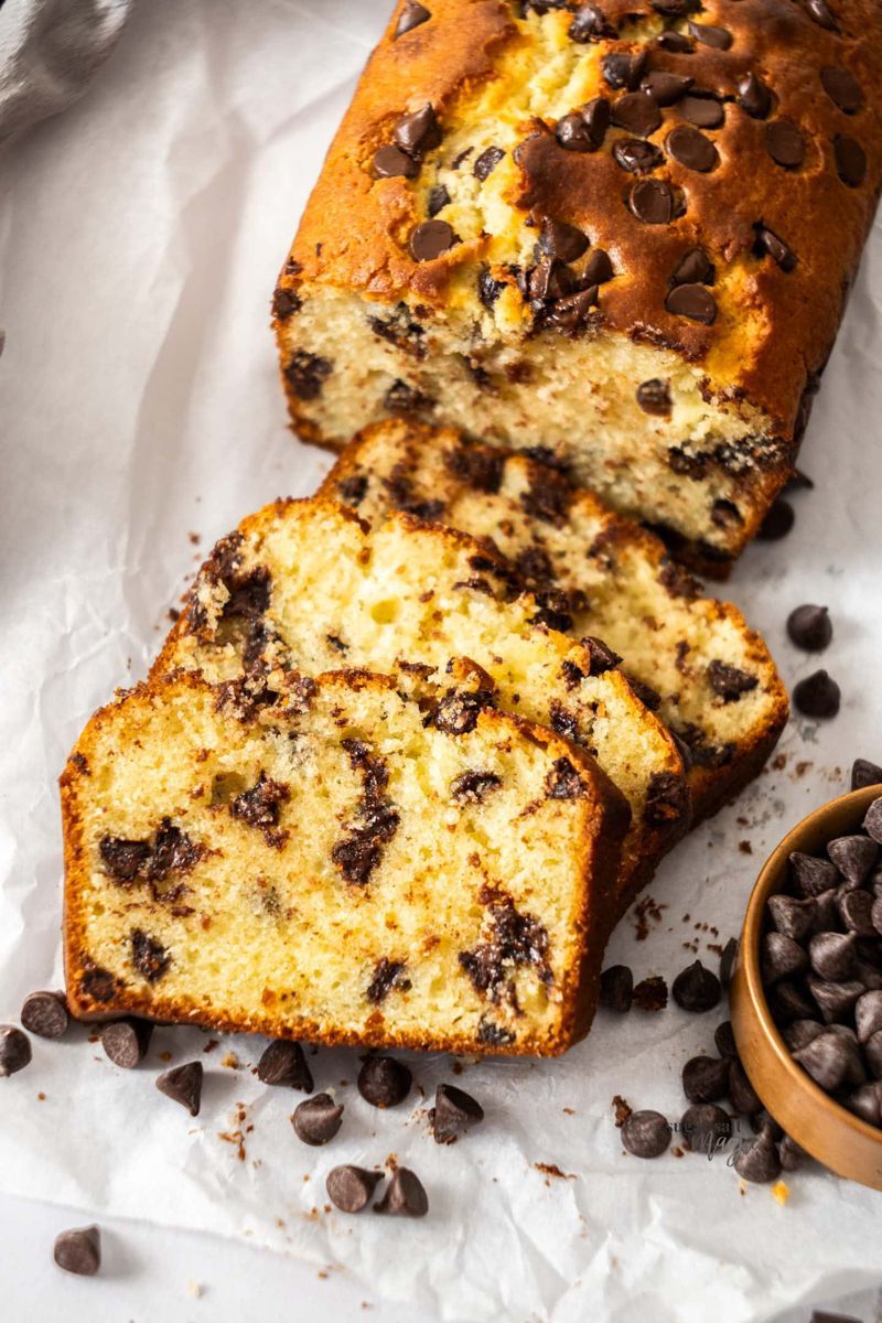 Vanilla Chocochip Butter Cake